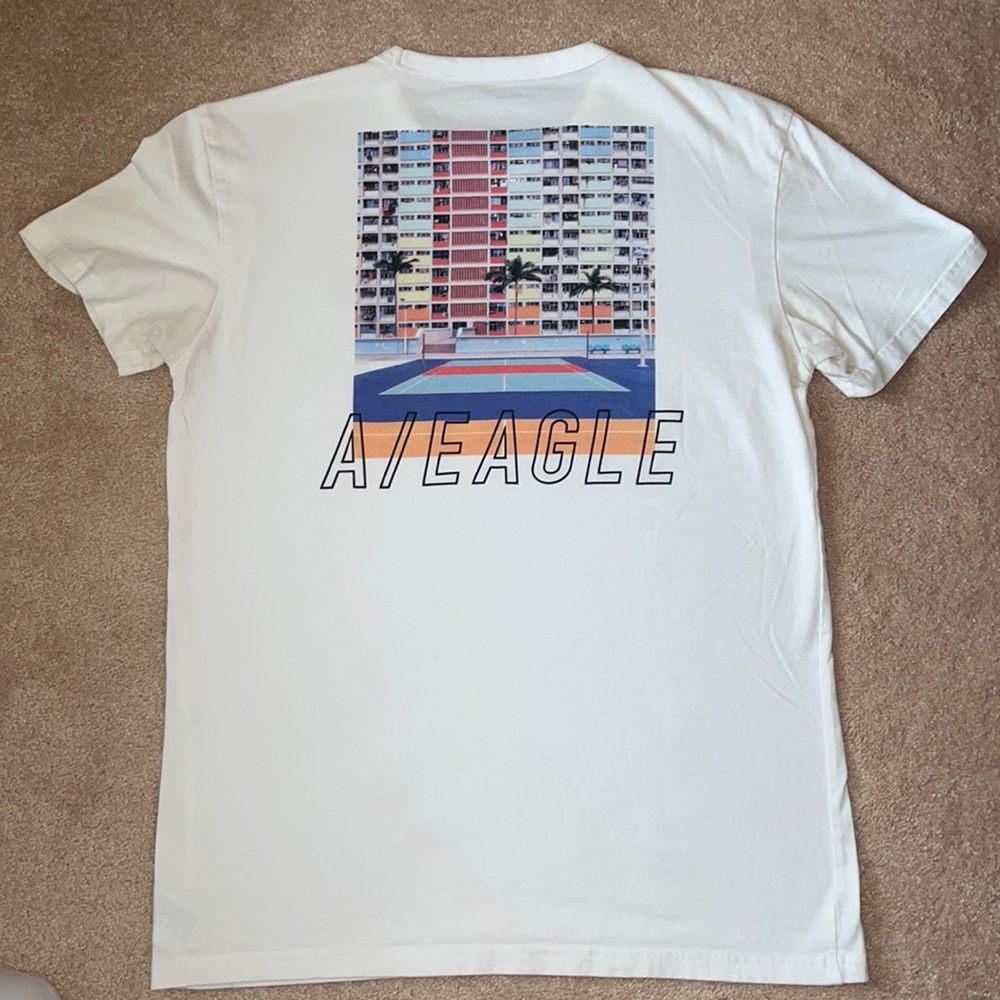 American Eagle Graphic T-Shirt - Picture 2 of 2